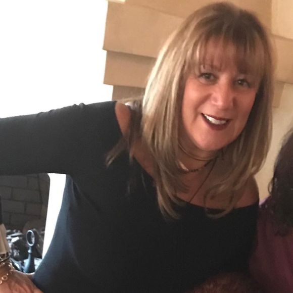 Meet your Posher, Ann - Picture 1 of 1